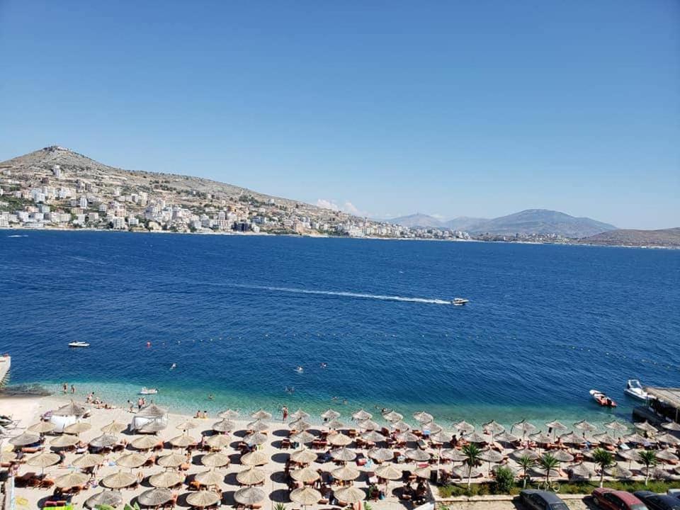 Vintage Apartment Sarandë エクステリア 写真